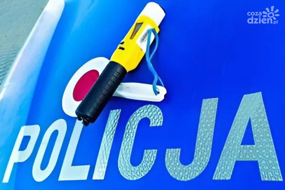 Szybka reakcja mieszkańców Ciechanowa. Pijany kierowca zatrzymany mimo zakazu sądowego