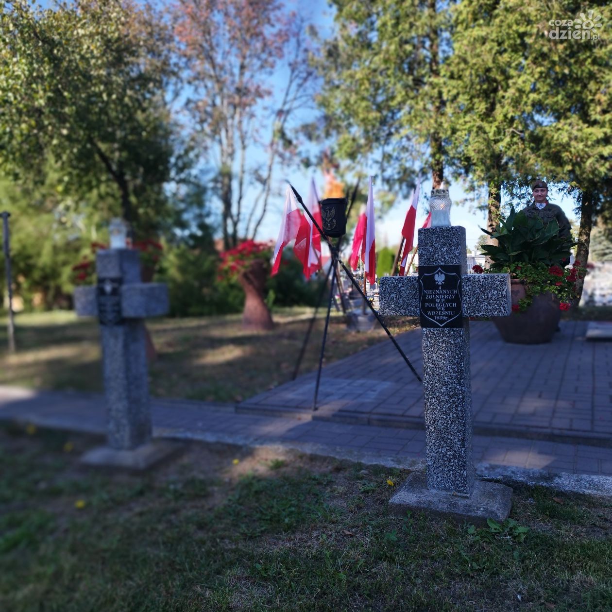Oddali hołd bohaterom w poruszającej ceremonii.