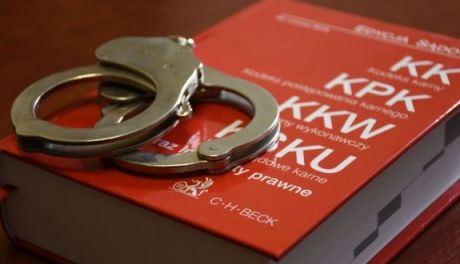 Ciechanów: Policja zatrzymała dwóch mężczyzn za narkotyki. Grozi im do 10 lat więzienia!