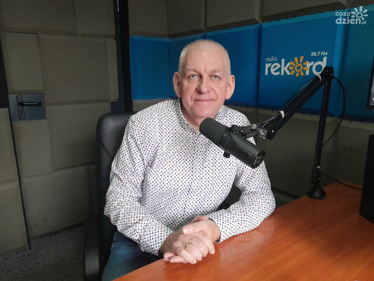 Mrowiński: Basen najdroższy w historii