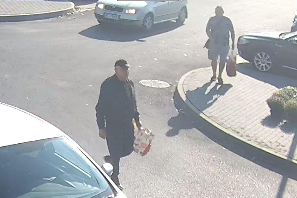 Kradzież na targowisku w Ciechanowie. Policja szuka sprawcy!