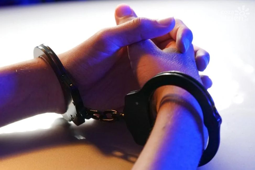 Kradzież paliwa i alkoholu w Glinojecku. Złodziej w rękach policji