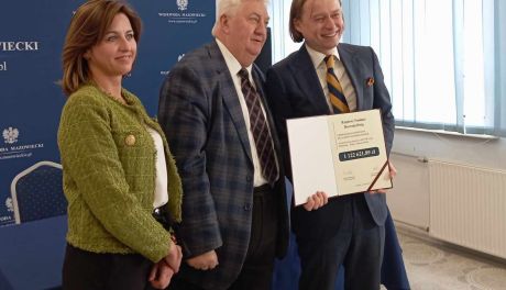 Pierwsze umowy podpisane. Rządowy Fundusz Rozwoju Dróg pomoże samorządom je wyremontować