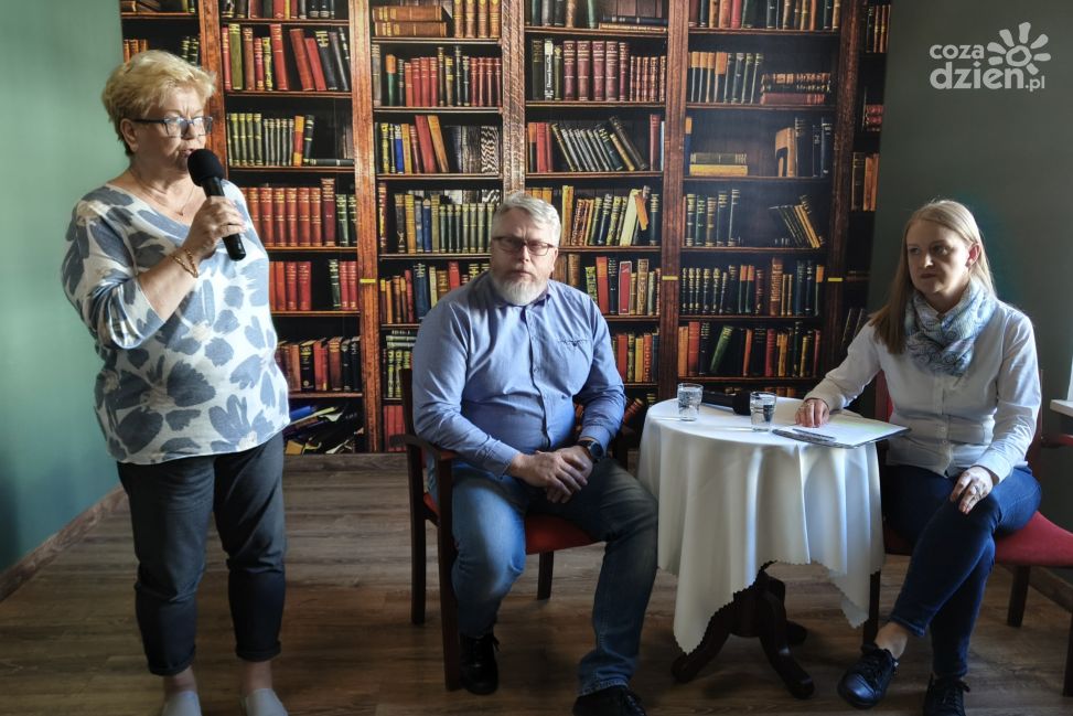 Czy niewinne zachowania prowadzą do uzależnień? Ciekawe spotkanie w Bibliotece Publicznej w Ciechanowie