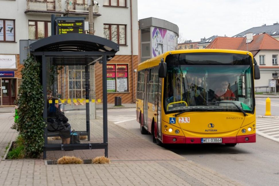 Zmiany w kursowaniu autobusów ZKM w Ciechanowie na Wielkanoc