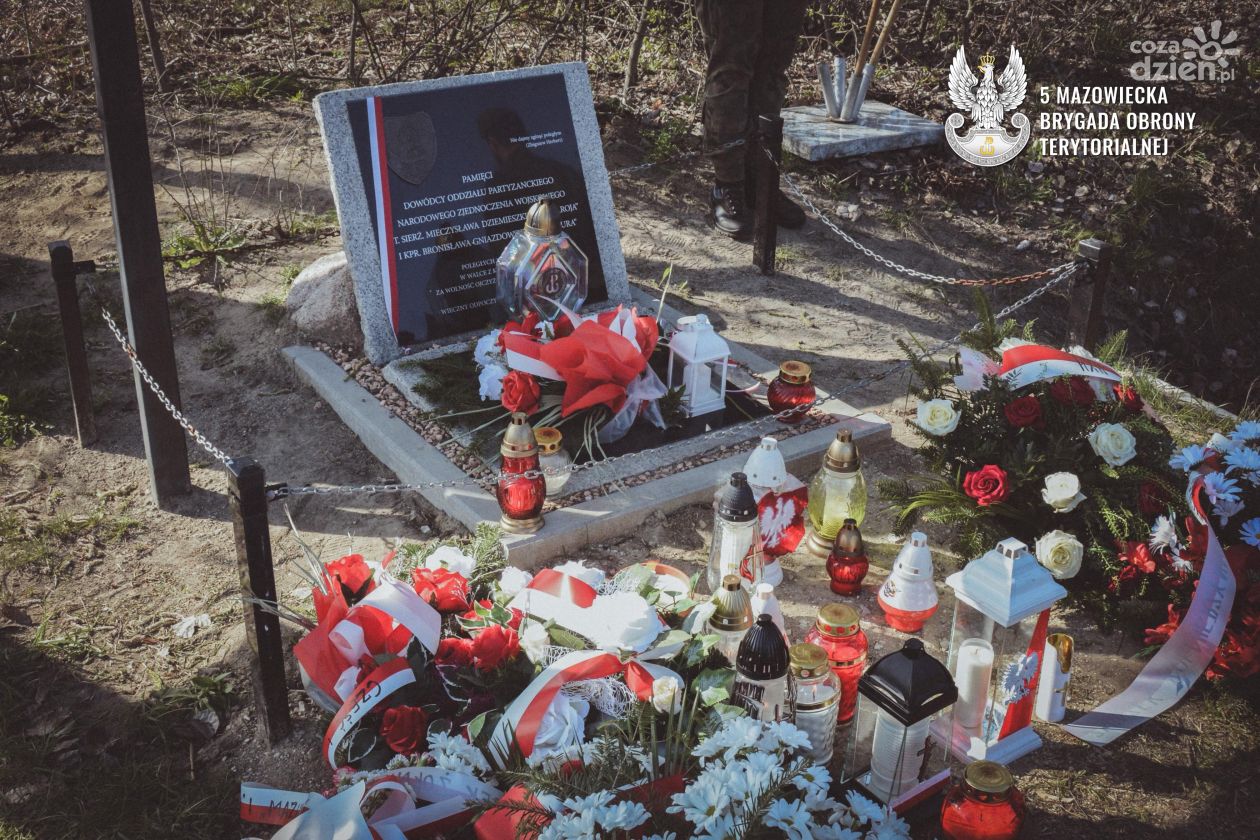 Hołd dla bohaterów w Szyszkach