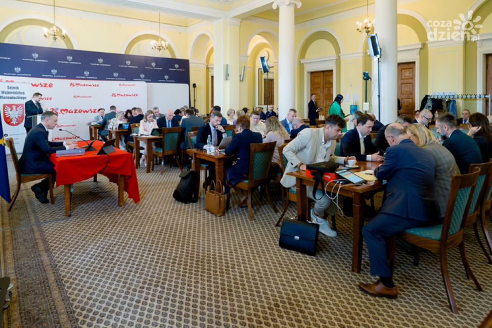 Mazowsze inwestuje w przyszłość! Ogromne wsparcie dla gmin, szpitali, kultury i bezpieczeństwa