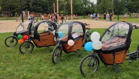 Startuje sezon rowerowy 2025 w powiecie ciechanowskim. Rodzinne rowery dostępne za darmo!